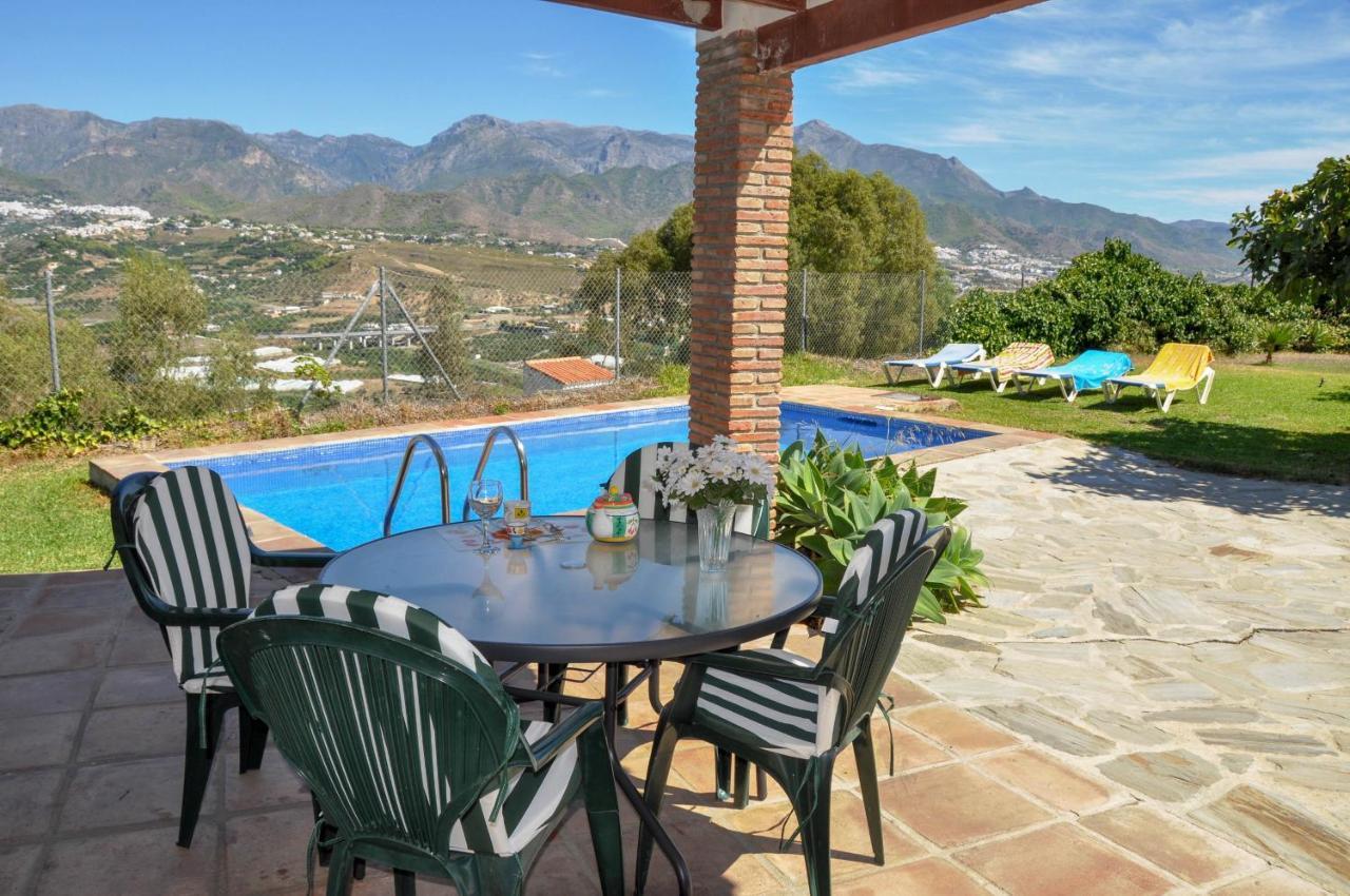 Nerja Paradise Rentals - Villa Los Girasoles מראה חיצוני תמונה