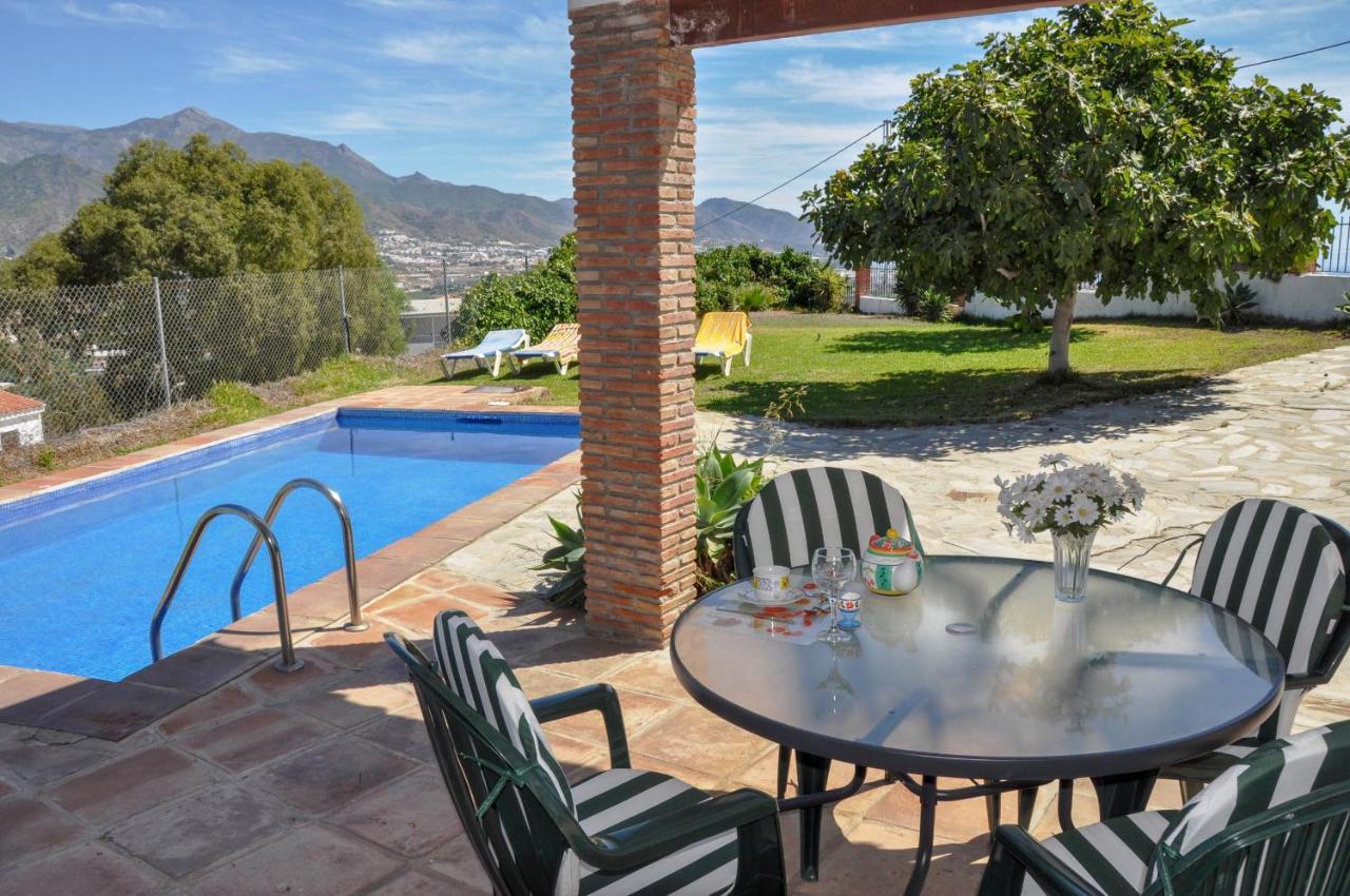 Nerja Paradise Rentals - Villa Los Girasoles מראה חיצוני תמונה