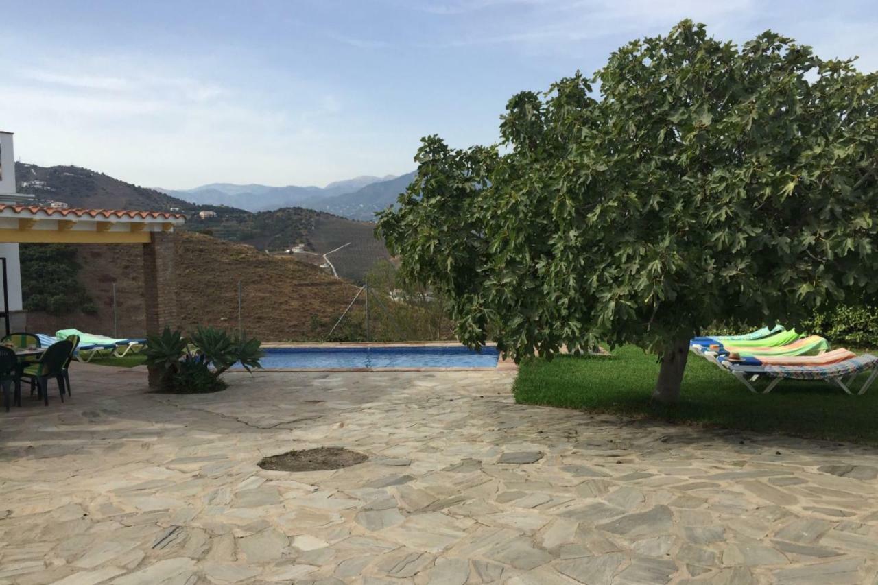 Nerja Paradise Rentals - Villa Los Girasoles מראה חיצוני תמונה