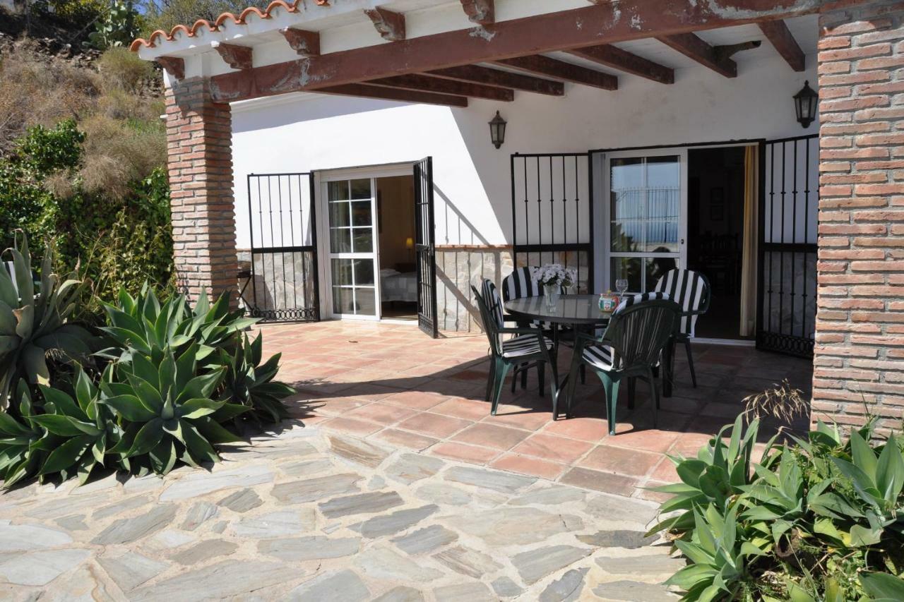 Nerja Paradise Rentals - Villa Los Girasoles מראה חיצוני תמונה