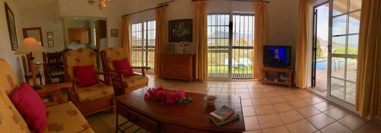 Nerja Paradise Rentals - Villa Los Girasoles מראה חיצוני תמונה
