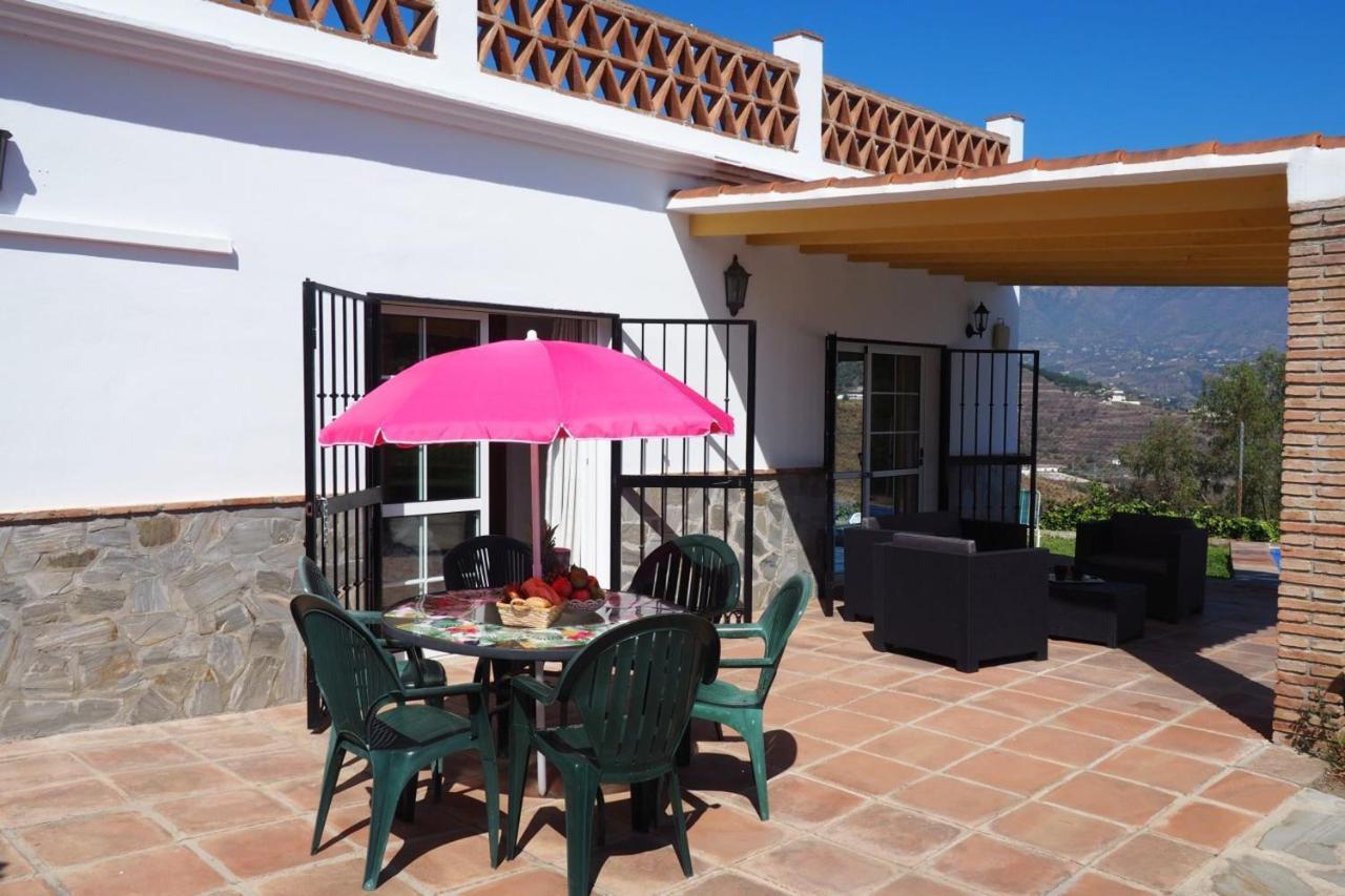 Nerja Paradise Rentals - Villa Los Girasoles מראה חיצוני תמונה