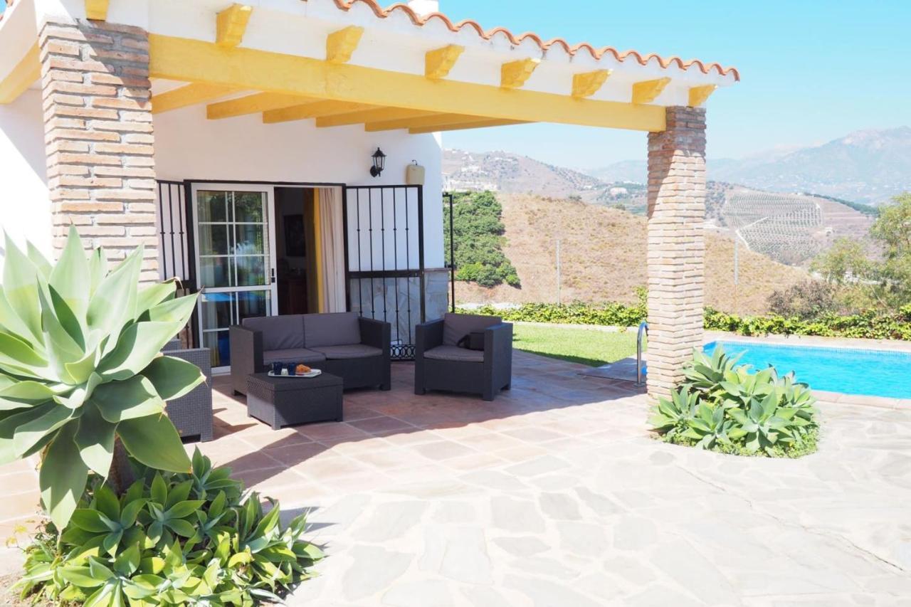 Nerja Paradise Rentals - Villa Los Girasoles מראה חיצוני תמונה