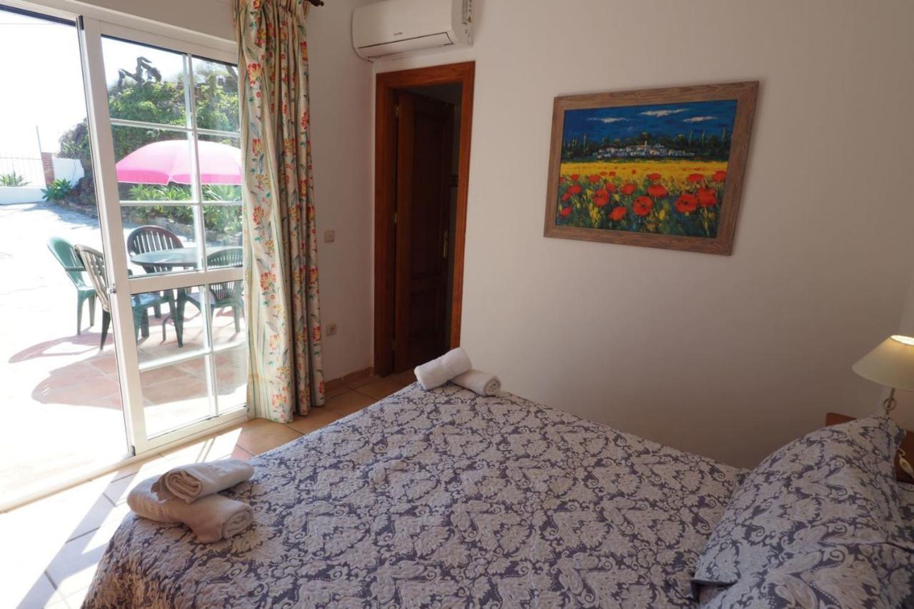 Nerja Paradise Rentals - Villa Los Girasoles מראה חיצוני תמונה