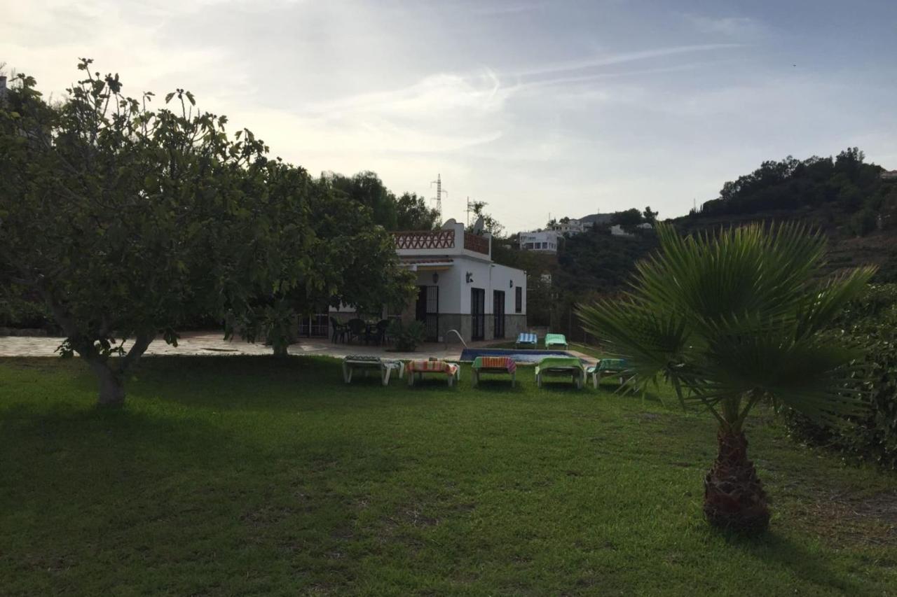 Nerja Paradise Rentals - Villa Los Girasoles מראה חיצוני תמונה